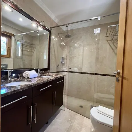 Light House Luxury 알부페이라